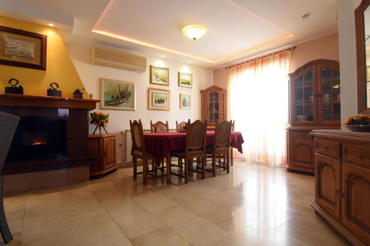 Gallery Premium 99 Near Ammphiteatre With Garage 5 Days And More Gratis Διαμέρισμα Πούλα Εξωτερικό φωτογραφία